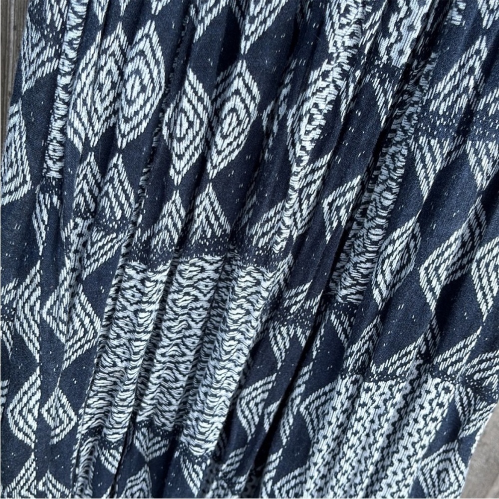 NWT Velvet By Graham & Spencer Mali Print Maxi Dress - Picture 13 of 14